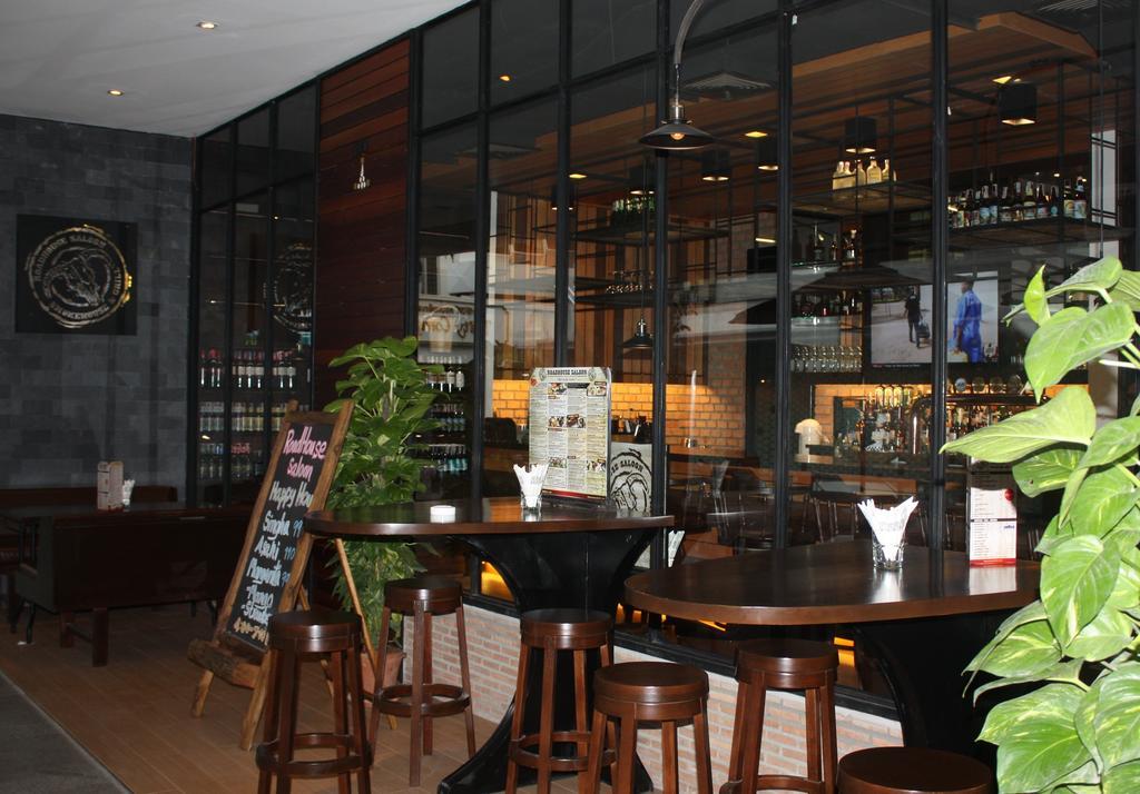 Trinity Silom Hotel Bangkok Eksteriør billede